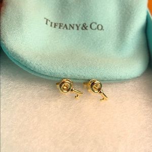 Cute Tiffany and co key earrings 18K gold
